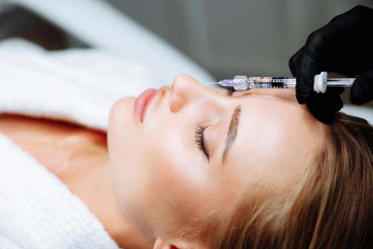 Cena bezoperacyjnej korekty nosa w Warszawie