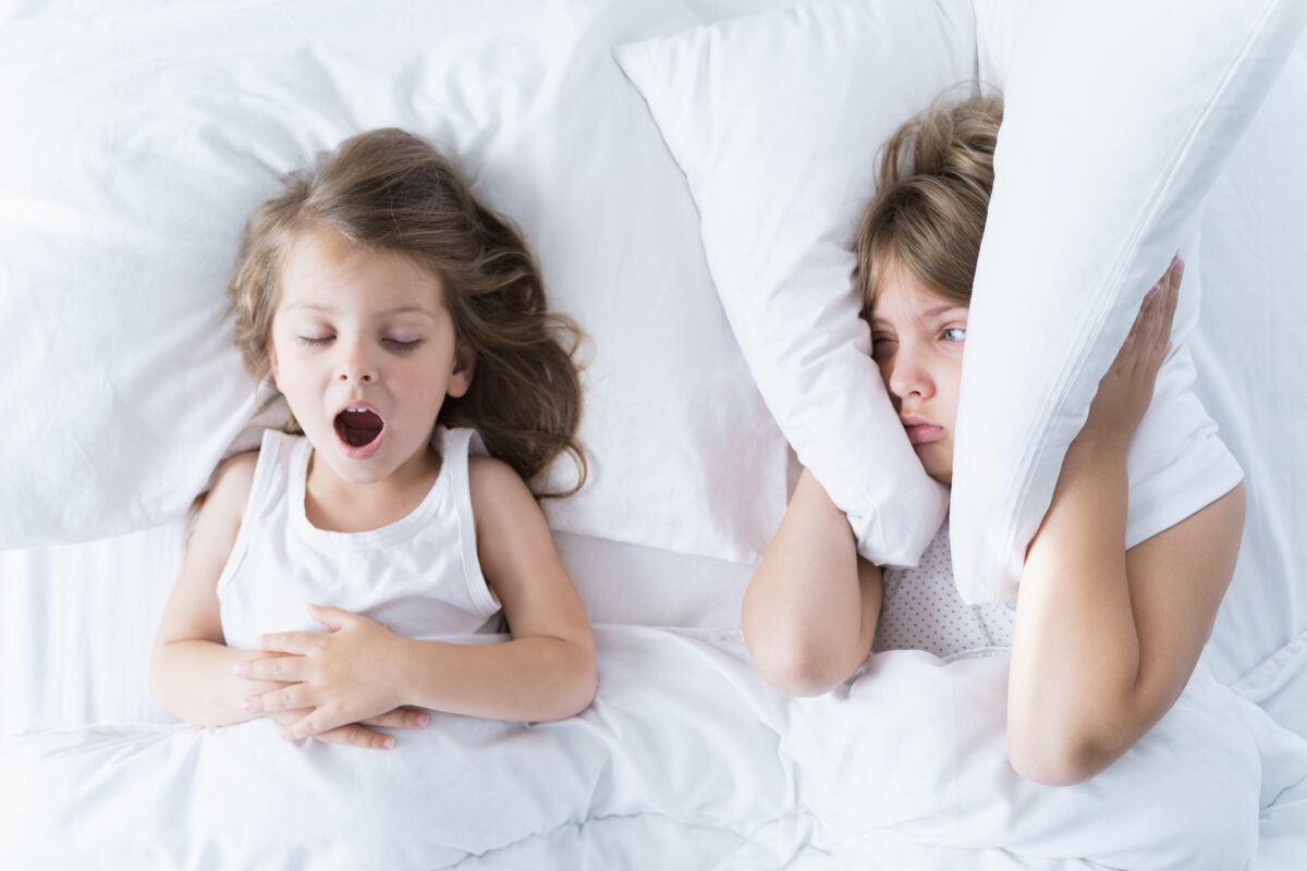 Chrapanie przy anginie u dziecka