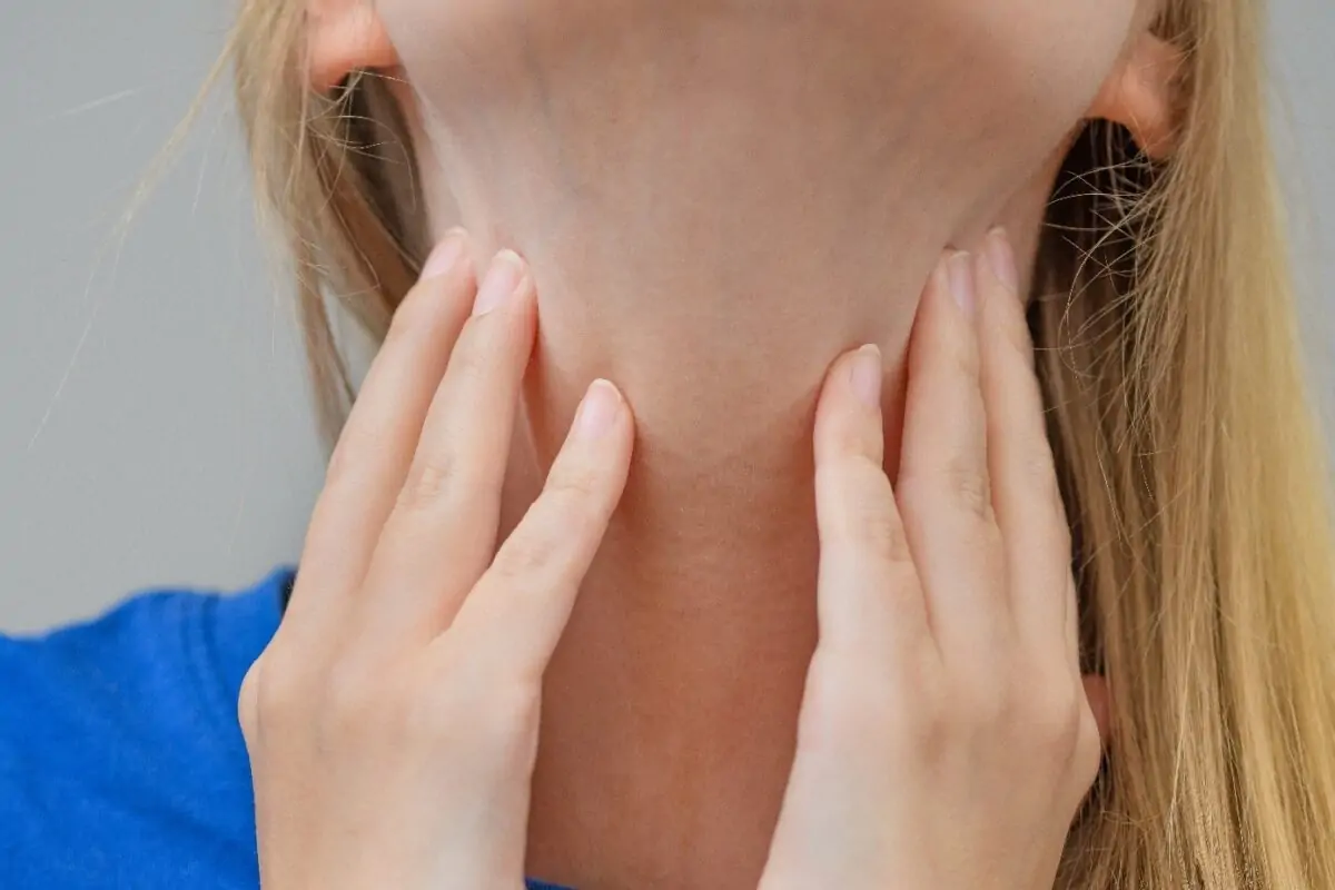 Przyczyny spuchniętego gardła